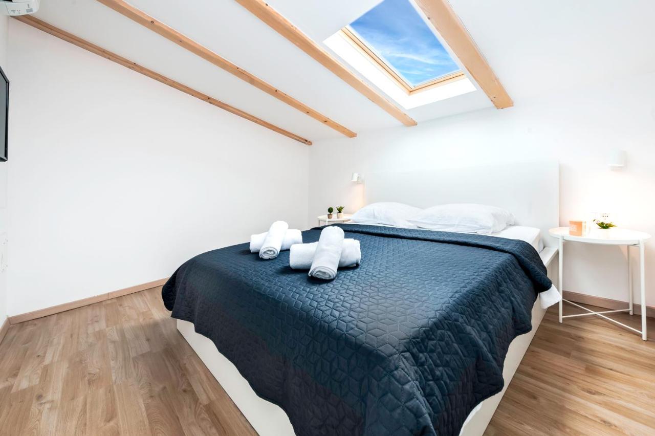 City Comfort Apartments Rovinj Bagian luar foto