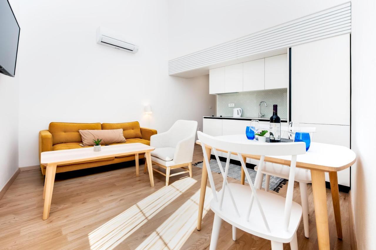 City Comfort Apartments Rovinj Bagian luar foto