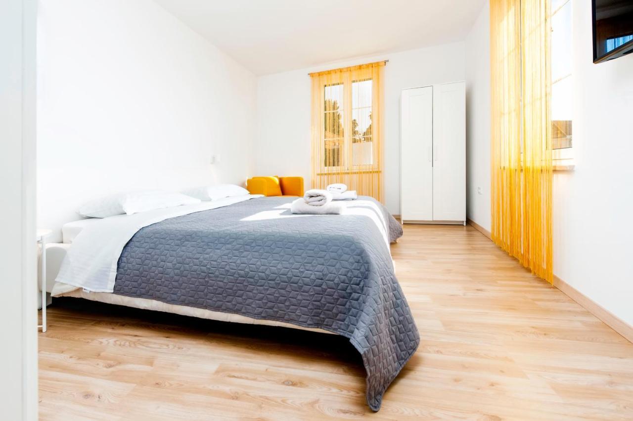 City Comfort Apartments Rovinj Bagian luar foto