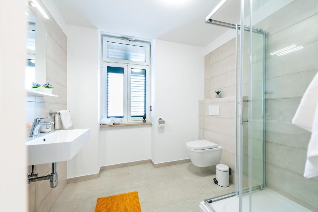 City Comfort Apartments Rovinj Bagian luar foto